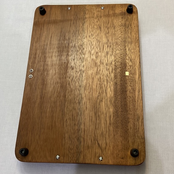 Wooden Walnut Carving Board With Drip Channels - EUC - Picture 6 of 7